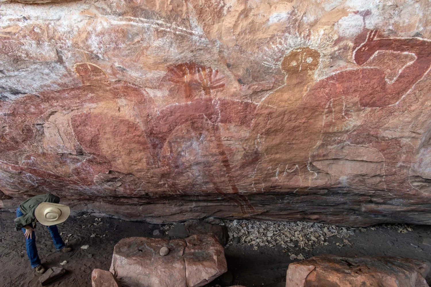Kimberley Helikopter Safari - Bullo River Station - Aboriginal rock art