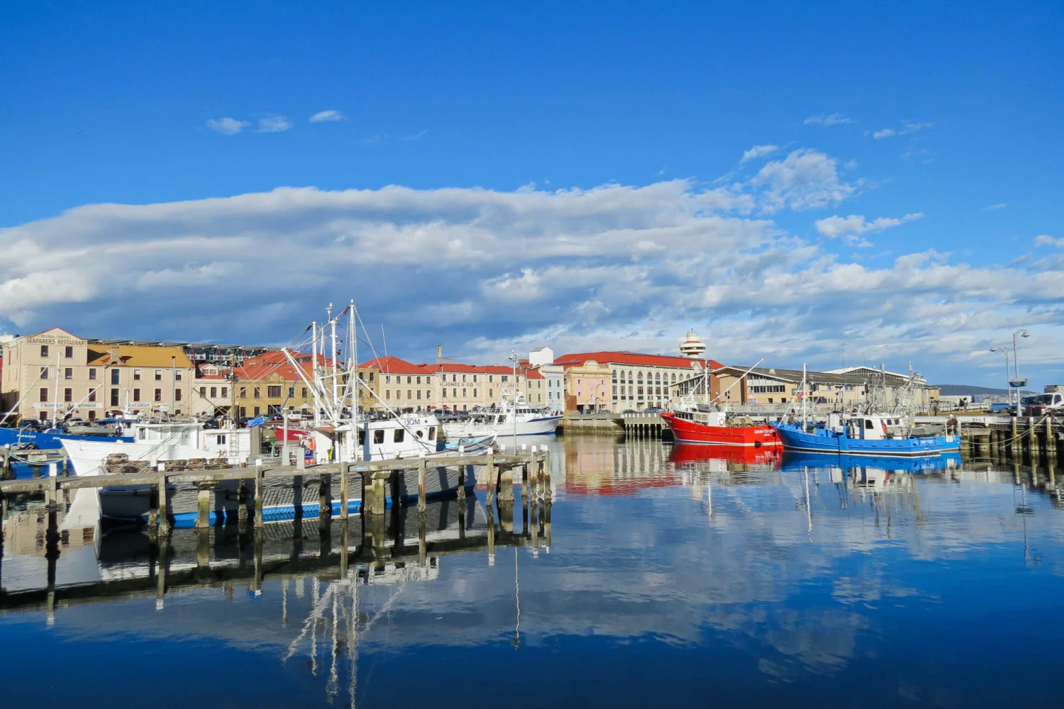 Hobart Waterfront - Premier Travel Tasmania