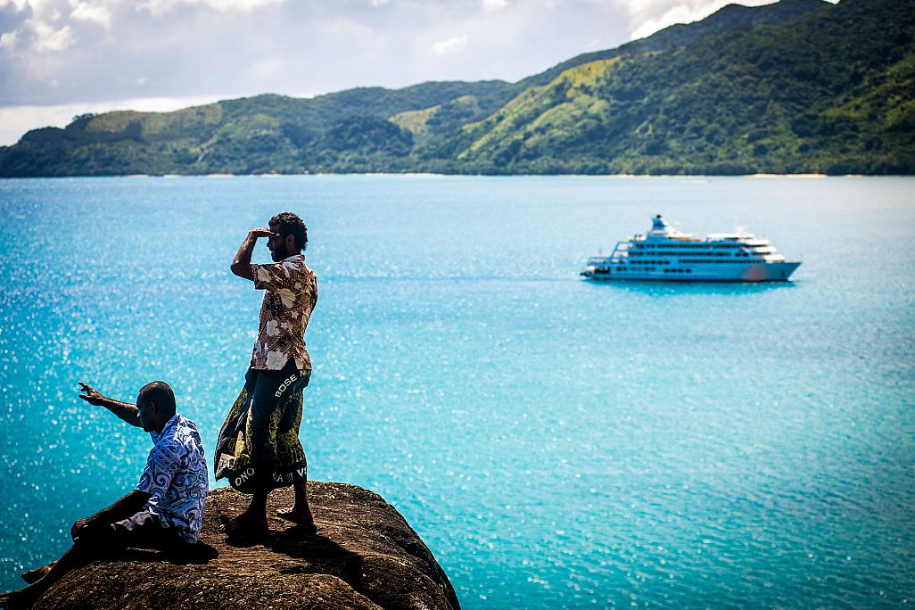 Unterwegs in abgelegenen, unberührten Inseln von Fiji