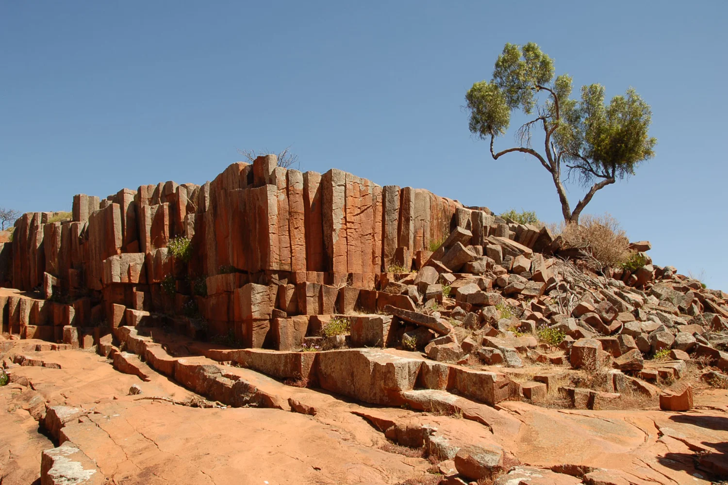 Gawler Ranges - Organ Pipes_2 - South Australia