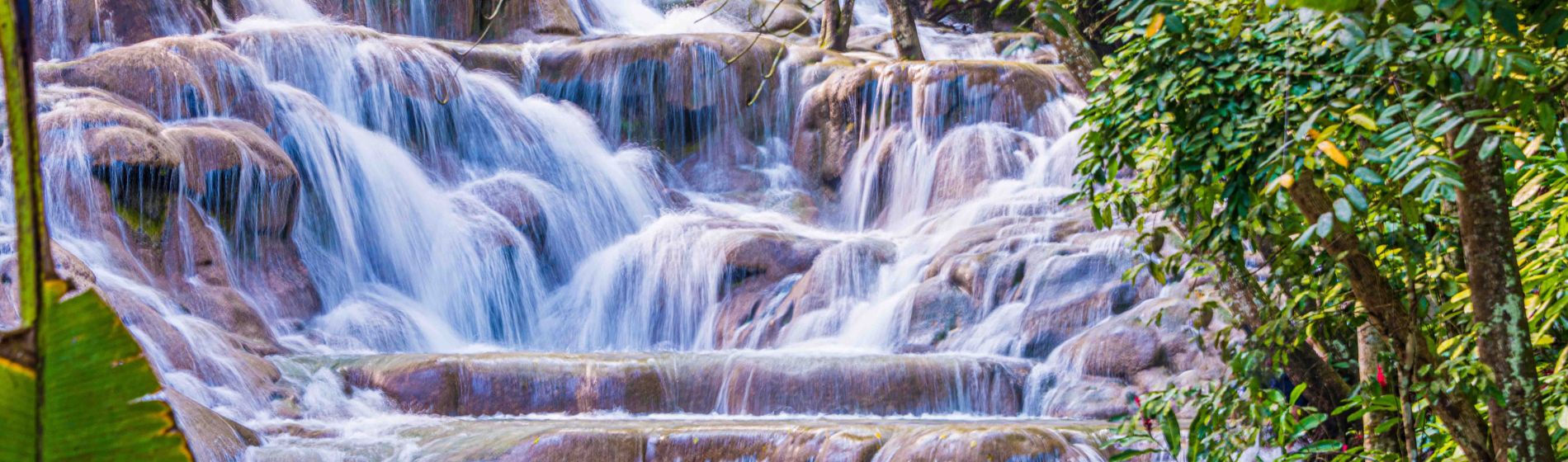 dunn_s_river_falls_in_ocho_rios_jamaika.jpg