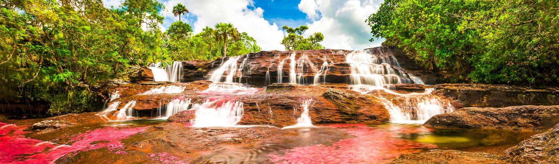 multicfarbener_wasserfall_in_kolumbien_cano_cristales.jpg