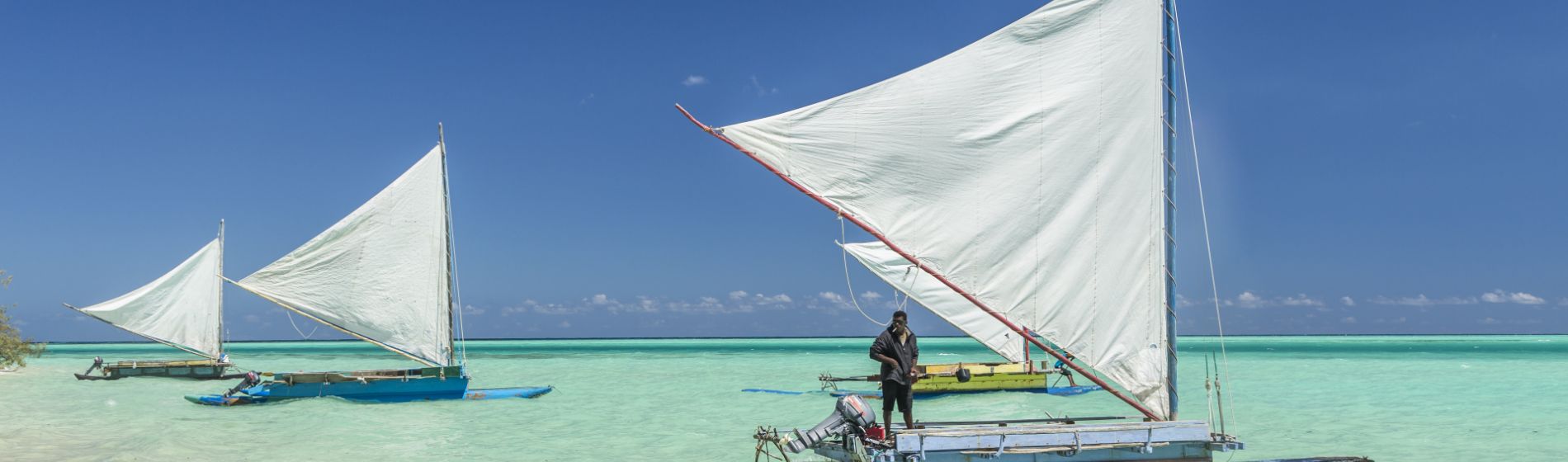 pirogue_terres_de_lumi_re_-_nctps.jpg
